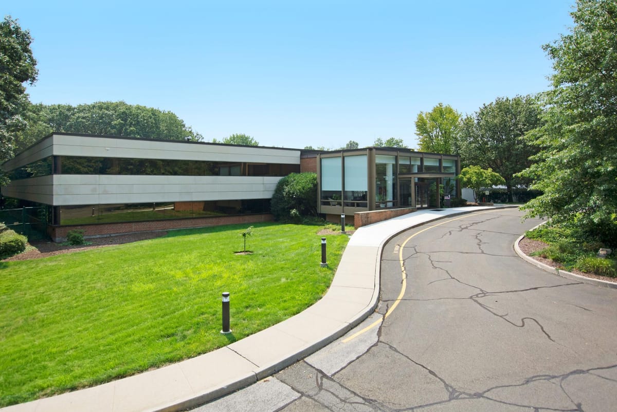 A panel of commercial real estate brokers from the New York City/Hudson Valley market that were